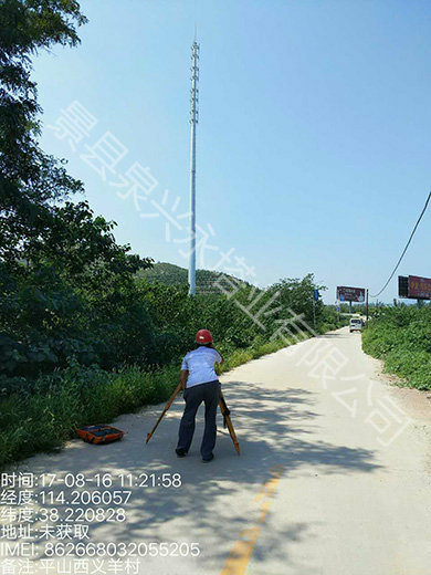 支架式單管通信塔-2.jpg