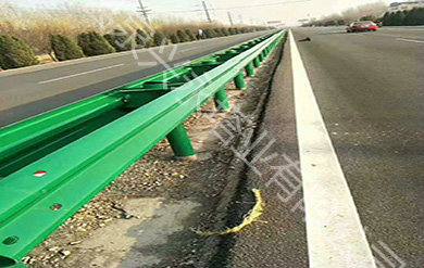 高速公路波形護欄板